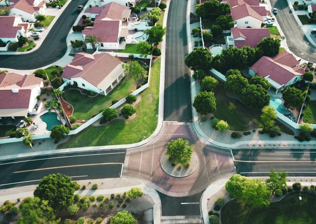 Advantage of living in HOA